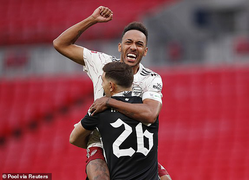 Đánh bại Liverpool trên chấm luân lưu, Arsenal giành Siêu Cúp nước Anh