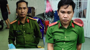 Bắt 2 kẻ giả cảnh sát hình sự đọc lệnh bắt người ở TP.HCM
