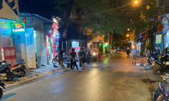 Mâu thuẫn khi đốt vàng mã, người đàn ông bị hàng xóm tạt axit bỏng nặng
