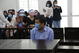 Xét xử vụ chồng sát hại vợ ném xuống sông Đuống: Bị cáo khăng khăng kêu oan