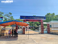 Thí sinh vùng 'tâm dịch' COVID-19 hồi hộp trước khi thi THPT đợt 2 