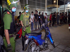 Ngăn chặn hàng chục thanh, thiếu niên tụ tập đua xe rạng sáng 2/9