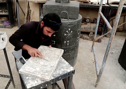 Xem những tác phẩm điêu khắc cổ đại của cựu tài xế xe tải Iraq