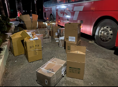 Bắt xe khách chở 5.000 khẩu trang y tế không rõ nguồn gốc