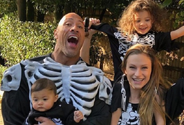 Cả nhà tài tử Dwayne Johnson mắc COVID-19