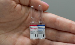 Tạp chí The Lancet: Vaccine COVID-19 Nga tạo kháng thể ở 100% người thử nghiệm