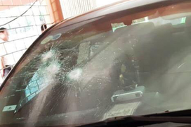 Ô tô để tại trụ sở bị đập phá, chủ tịch huyện ở Thanh Hóa nói gì?