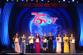 Loạt bài 'Người lính mũ nồi xanh' của VTC News đoạt giải C Tiếng nói Việt Nam 