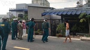 Sự thật phía sau vụ bị nhắc nẹt pô, cả nhà vác hung khí đánh người trọng thương