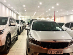 Thị trường xe mới, xe cũ cạnh tranh quyết liệt