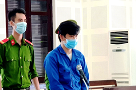 Cưỡng hiếp 2 con riêng của vợ hờ khiến 1 cháu mang thai, kẻ đồi bại lĩnh án