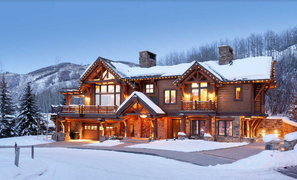 Biệt thự gỗ 45 triệu USD giữa rừng tuyết đẹp như cổ tích