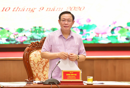 Nhiều cán bộ Hà Nội tự nguyện xin nghỉ hưu sớm, 'nhường ghế' cho người trẻ