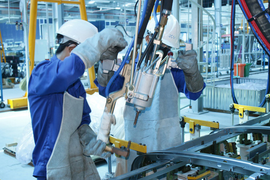 Gần 200.000 lượt người tại TP.HCM được giải quyết việc làm 