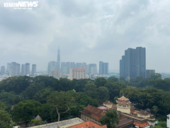 TP.HCM trời mù mịt từ sáng sớm, thời tiết se lạnh như Thu Hà Nội