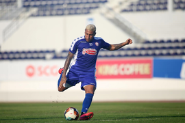 CLB TP.HCM thanh lý hợp đồng với ngoại binh Costa Rica