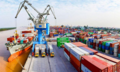 Cán mốc 13,5 tỷ USD, Việt Nam xuất siêu cao kỷ lục