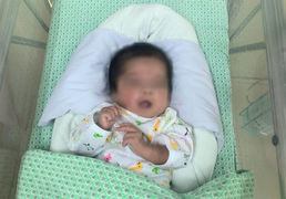 Chuyển bé trai bị bỏ rơi do nạo phá thai sang trung tâm bảo trợ xã hội