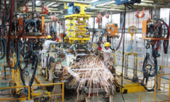 Gia hạn nộp thuế tiêu thụ đặc biệt với ô tô sản xuất trong nước