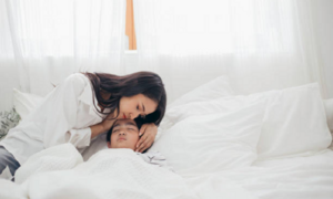 Điều gì có trong miếng dán hạ sốt thông minh được các mẹ Việt tin dùng?
