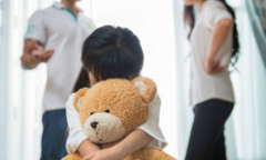 Chuyện hy hữu ở phòng xét nghiệm ADN: Hai người đàn ông tranh làm bố một đứa trẻ