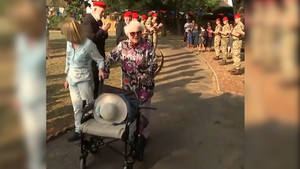 Cụ bà 102 tuổi đi bộ gần 60km ủng hộ quỹ từ thiện nhân dịp sinh nhật 