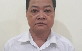 Bắt quả tang hiệu phó cùng giáo viên sử dụng ma túy ngay tại phòng làm việc