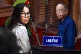 Bị cáo buộc có 'mối quan hệ tình cảm cá nhân' với ông Tài, bà Thúy đòi chứng cứ