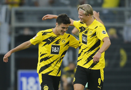 Video: Haaland lập cú đúp, Dortmund thắng đậm trận mở màn