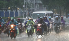 Hà Nội mưa lớn, trời chuyển mát