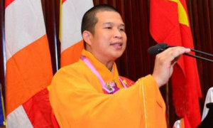 Sư trụ trì ở Vĩnh Long bị tố lừa đảo hơn 22 tỷ đồng bị cho hoàn tục