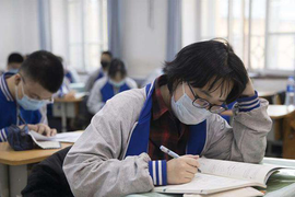 Quy định nữ sinh phải cắt tóc ngắn của một trường ở Trung Quốc gây tranh cãi