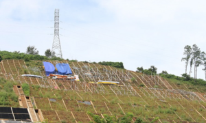 Chi gần 11 tỷ đồng lắp khẩu hiệu 11 chữ trên đồi: Tỉnh Hòa Bình chỉ đạo làm rõ