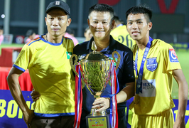 Văn Quyến chưa tìm được truyền nhân ở U17 SLNA