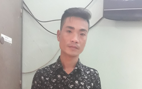 Vợ đòi ly hôn, chồng chốt cửa cầm dao dọa giết