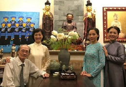 NSND Lê Khanh: 'Bố tôi 84 tuổi nhưng vẫn có bạn gái ở bên’