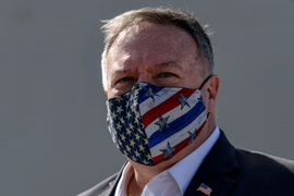 Bận công du, Ngoại trưởng Mỹ Mike Pompeo 'né' được COVID-19