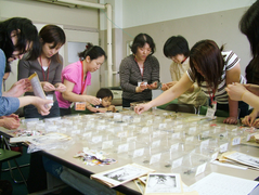 Hội phụ huynh các nước hoạt động thế nào?