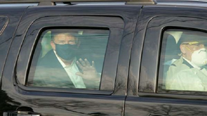 Lo ngại mật vụ mắc COVID-19 khi chở Tổng thống Trump đi thăm người ủng hộ