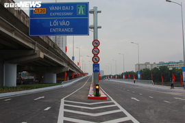 Hà Nội thông xe cầu vượt hồ Linh Đàm sau gần 1 năm thi công