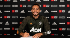 Hàng thủ tồi tệ, Man Utd chiêu mộ Alex Telles vá lỗ hổng 