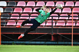 CLB Thái Lan muốn Văn Lâm trở lại tập luyện