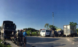 Xe con đấu đầu xe tải, 5 người thương vong: Xác định danh tính nạn nhân