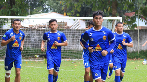 Bão lũ hoành hành, các CLB miền Trung chịu thiệt thế nào?