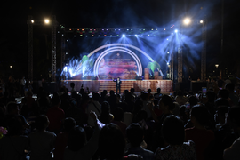 Vừa bàn giao, cư dân Vinhomes Ocean Park tưng bừng văn nghệ thể thao