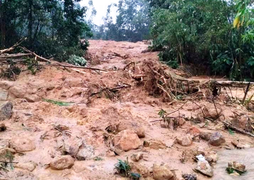 Tiếp cận hiện trường 13 người trong đoàn cứu nạn mất liên lạc ở Huế