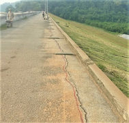 Thân đập ở Thanh Hóa xuất hiện vết nứt dài 173m giữa mùa mưa bão