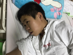 Ước mơ trở thành thầy giáo dạy nhạc của cậu bé 13 tuổi mắc bệnh tim 