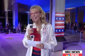 Cử tri Mỹ 'nổi tiếng' vì khen Tổng thống Trump đẹp trai khi cười