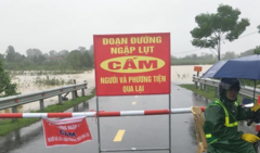 Nước lũ lên nhanh, nhiều xã ở Hà Tĩnh đang bị cô lập